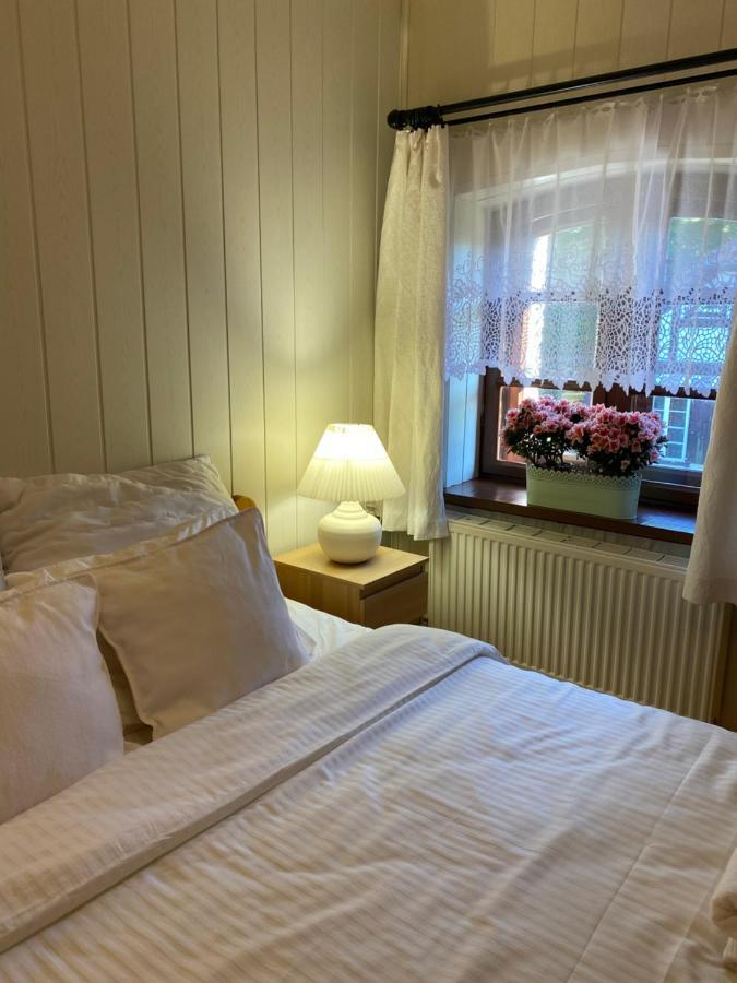 Apartment Lakeside Granary Apartment: 19th-century Charm With Park Access Szteklin