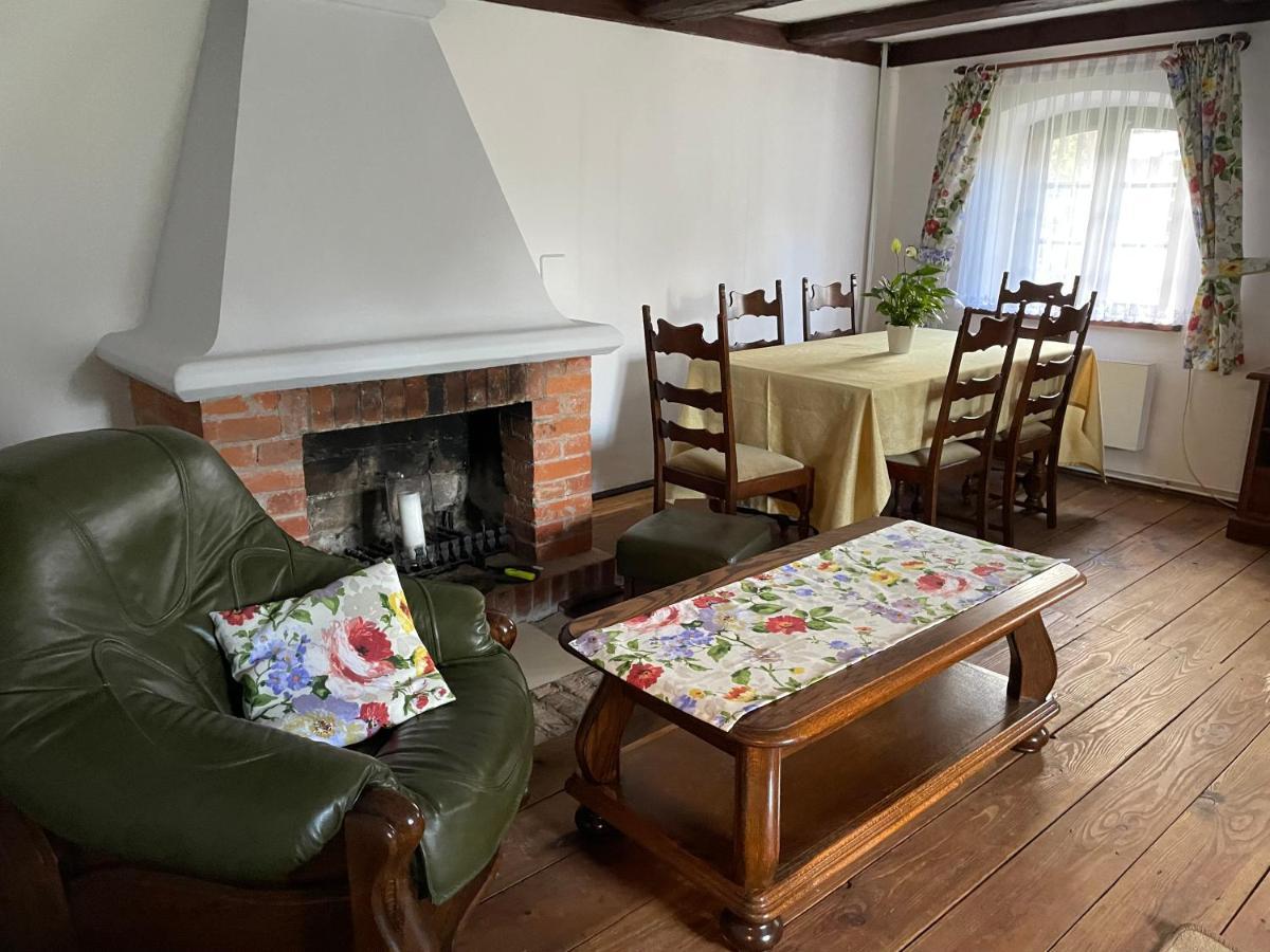 Lakeside Granary Apartment: 19th-century Charm With Park Access Apartment
