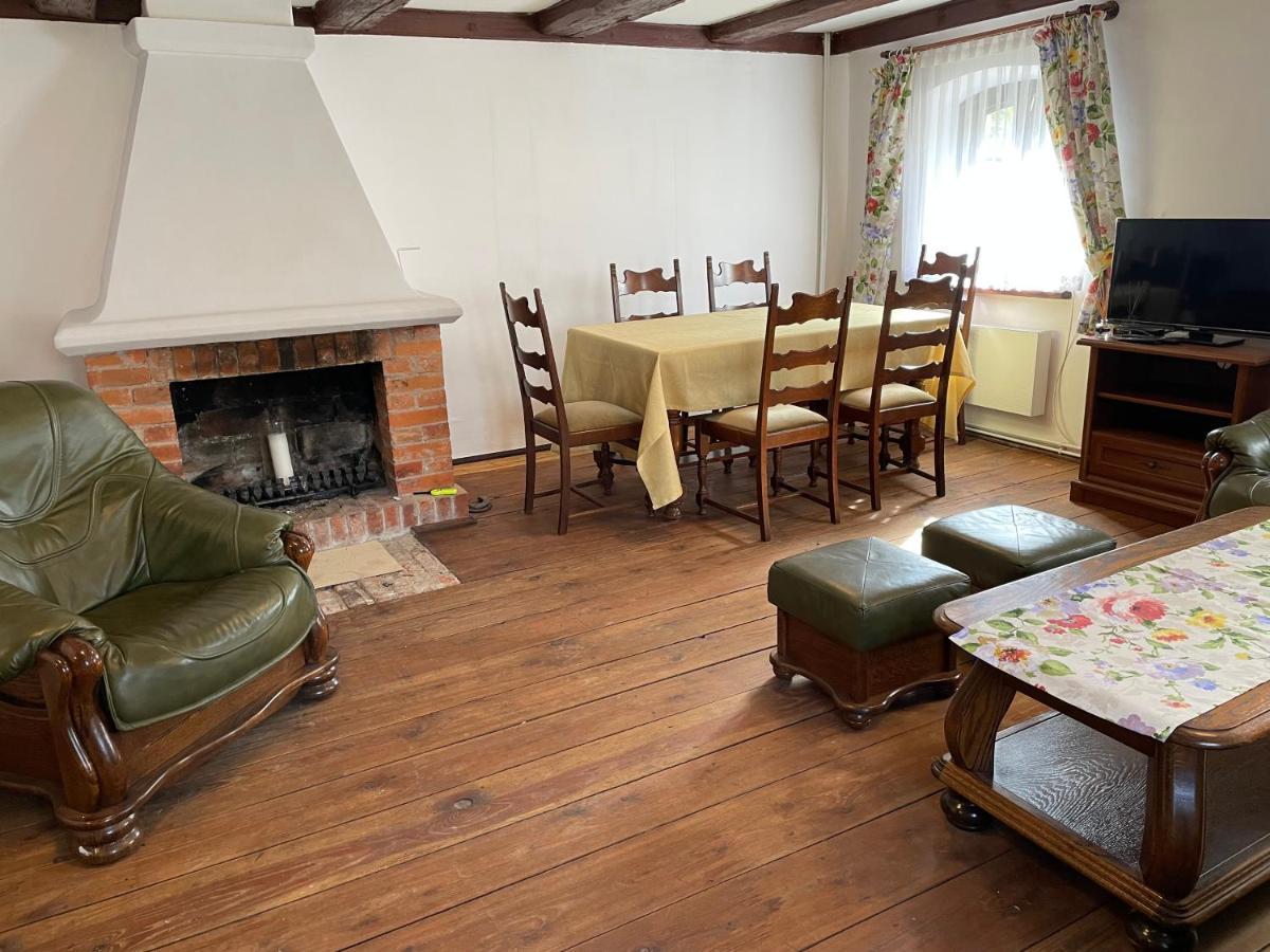 Apartment Lakeside Granary Apartment: 19th-century Charm With Park Access Szteklin