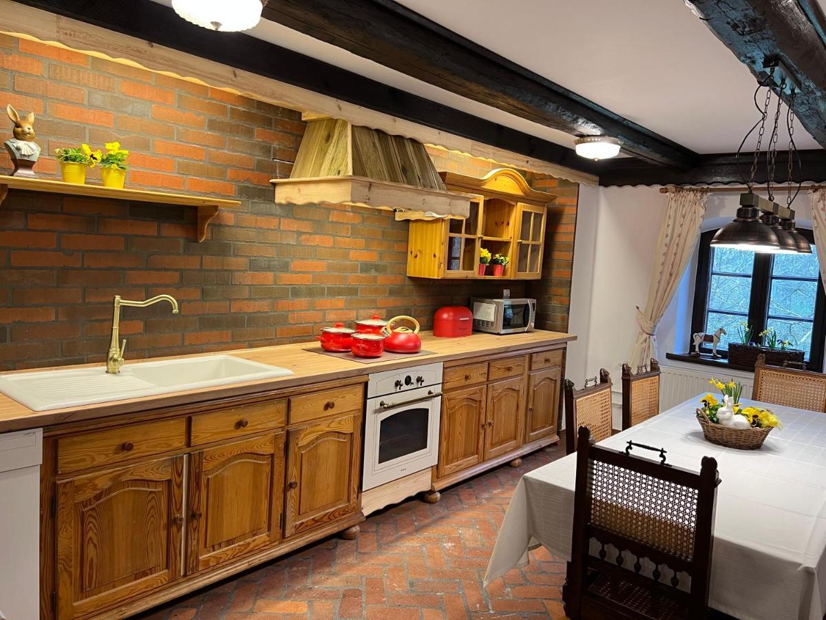 Apartment Lakeside Granary Apartment: 19th-century Charm With Park Access