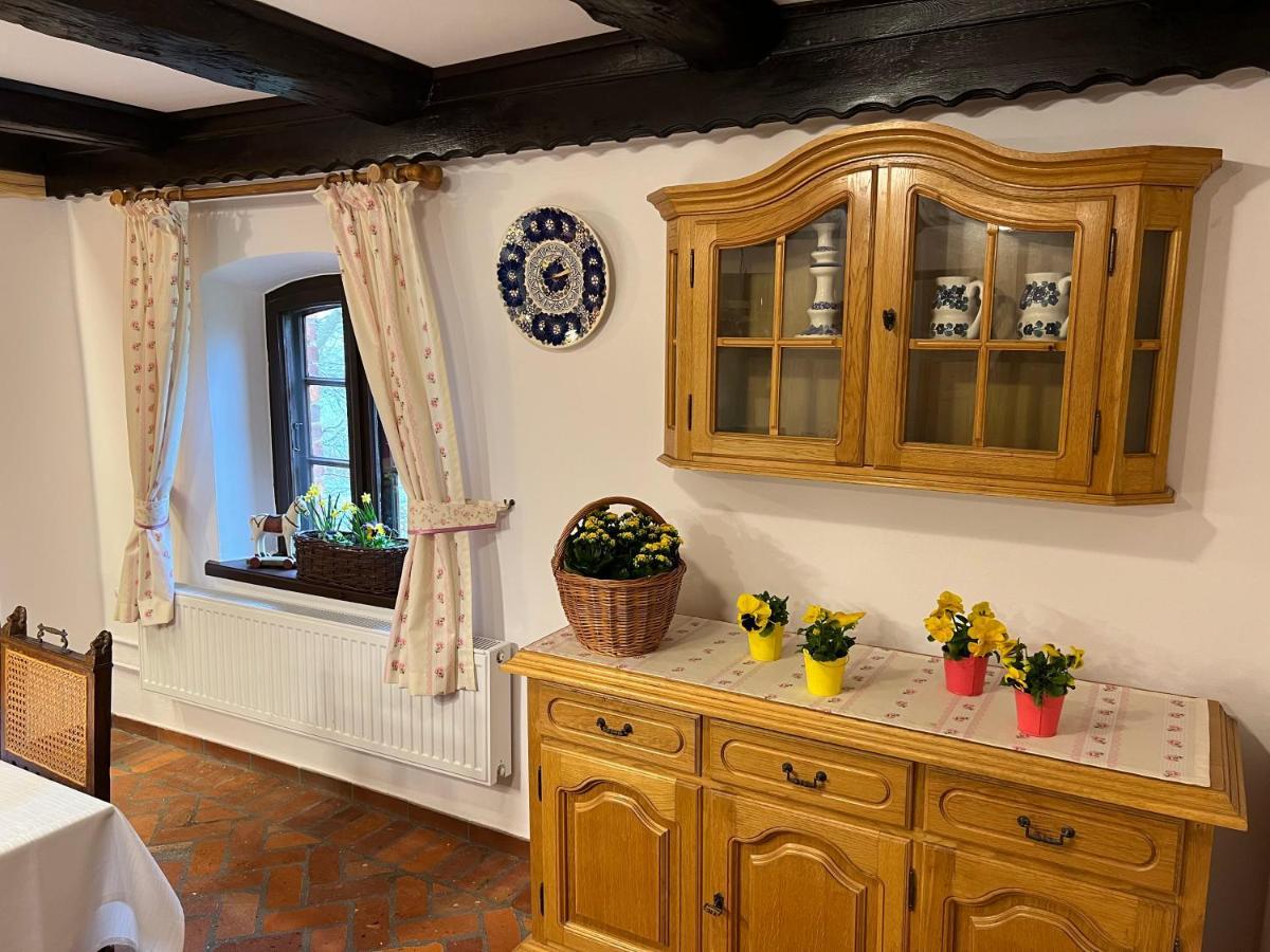 Apartment Lakeside Granary Apartment: 19th-century Charm With Park Access