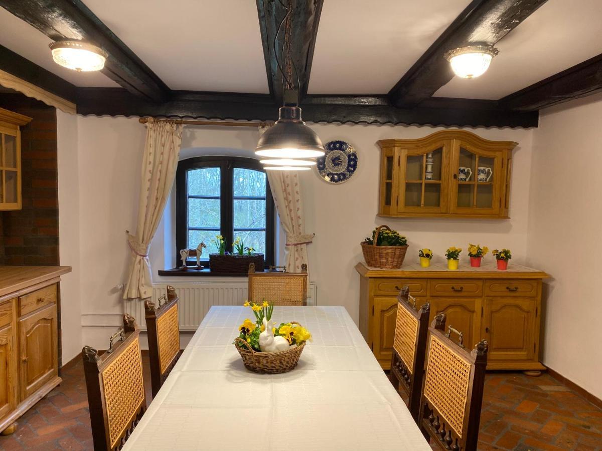 Lakeside Granary Apartment: 19th-century Charm With Park Access Apartment