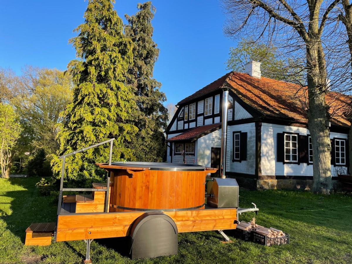 Lakeside Granary Apartment: 19th-century Charm With Park Access * Szteklin
