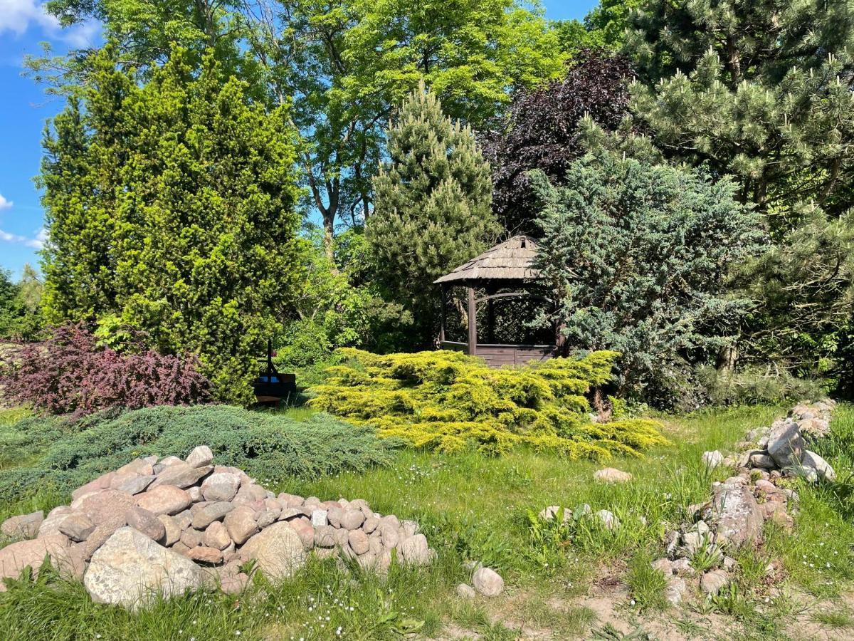 Apartment Lakeside Granary Apartment: 19th-century Charm With Park Access