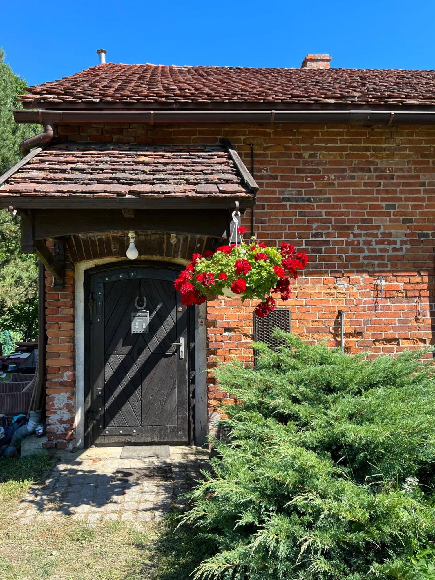 Apartment Lakeside Granary Apartment: 19th-century Charm With Park Access